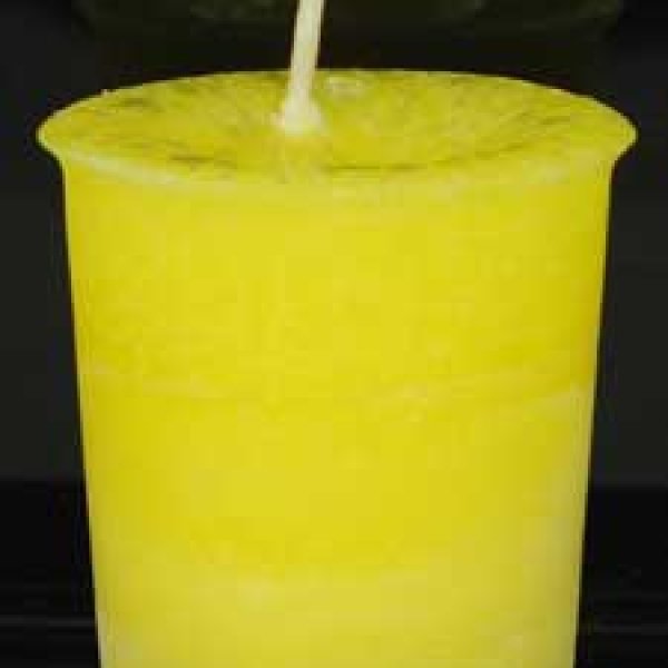 Laughter Herbal votive - yellow