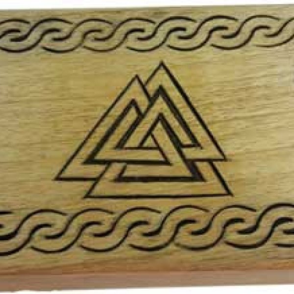 Triangle wood box 4" x 6"