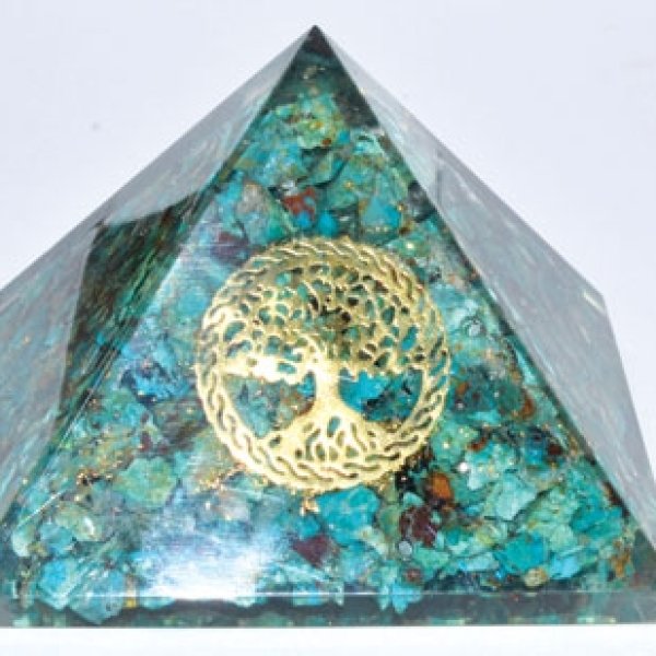 80mm Orgone Chrysocolla & Tree of Life pyramid