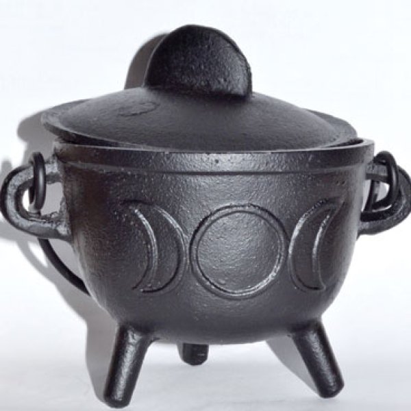 5" Cast iron cauldron w/ lid Triple Moon