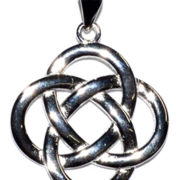 3/4" Celtic Knot sterling pendant
