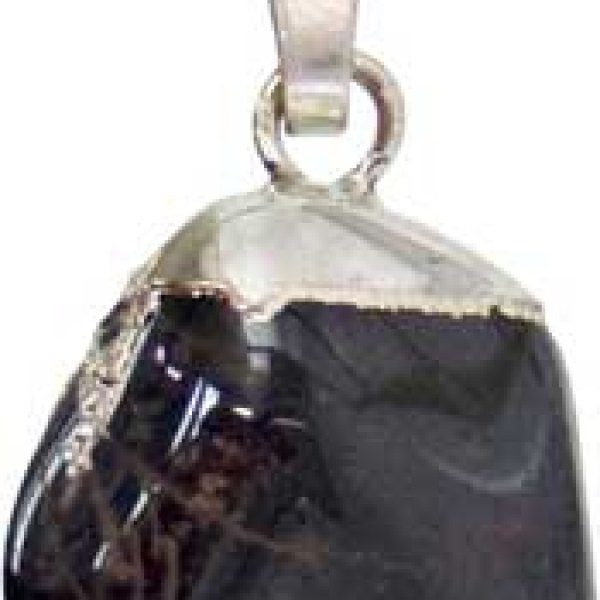 Garnet tumbled pendant