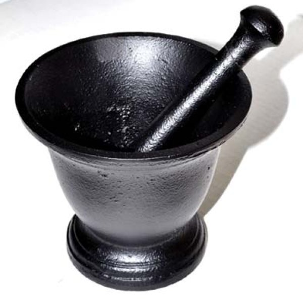4 1/4" Cast Iron mortar and pestle set