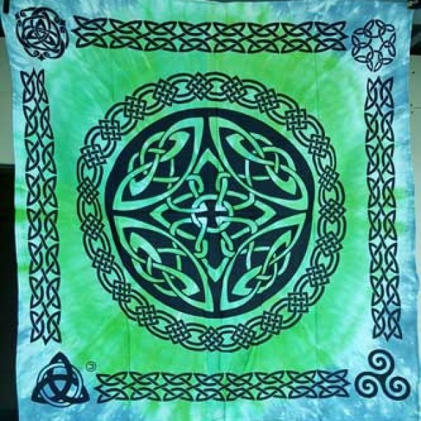 36" x 36" Shield Knot altar cloth