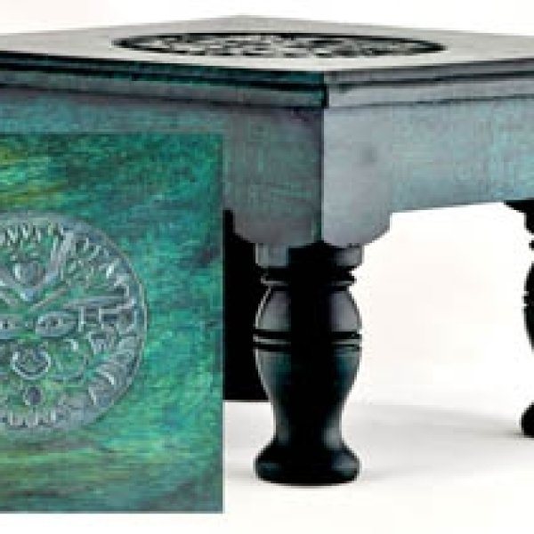 Greenman altar table 8"