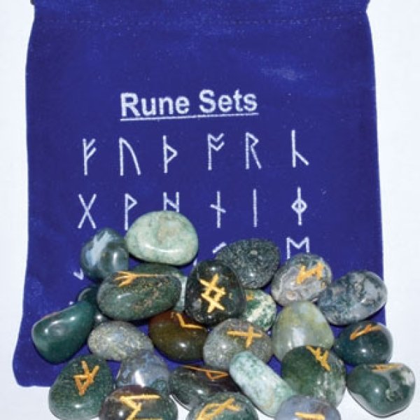 Moss Agate rune set