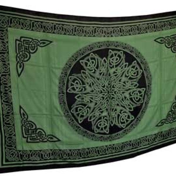 Ancient Celtic Knot Tapestry Green & Black 72" x 108"